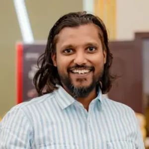 Picture of Usman Abdullah <br> <span style="font-style: italic; color: grey; font-size:14px; margin-top:-10px; display:inline-block;">  Managing Director and Founder</span> 